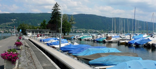 Naviguer sur le lac de Bienne