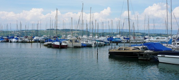 Naviguer sur le lac de Morat